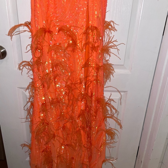 Jovani 2023 vivid orange gown - Picture 5 of 8